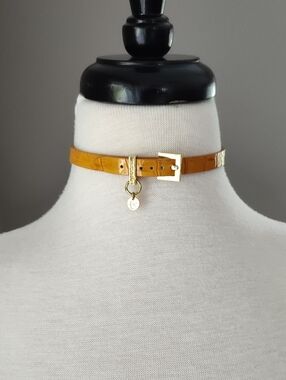 Spartina Yellow Leather Pet Collar With Gold Designer Buckle  And Gold Charm